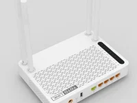 AC路由器是指支持802.11ac標(biāo)準(zhǔn)的無線路由器，提供更快的網(wǎng)絡(luò)速度和更穩(wěn)定的連接。-路由網(wǎng)